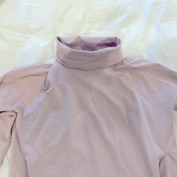 Lululemon sweatshirt size 8 - Picture 3 of 5